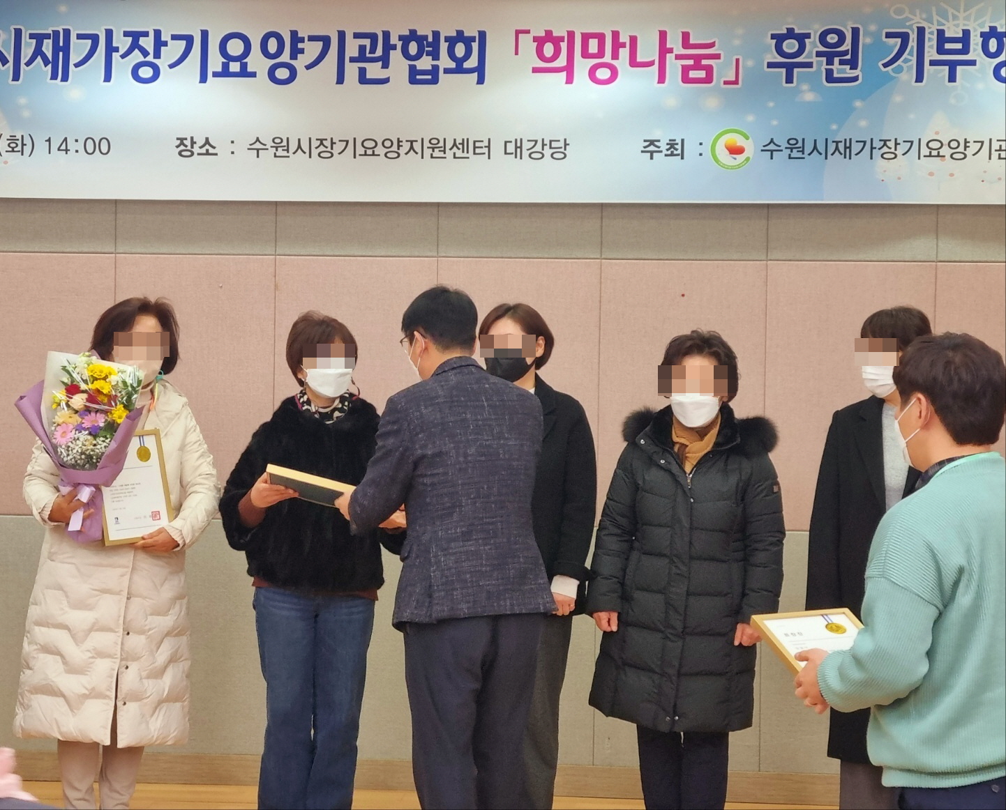 1938573520_euI7wLEb_afba90d67afe4966ba282c58fbddd060fc380ceb.jpg 이미지크게보기